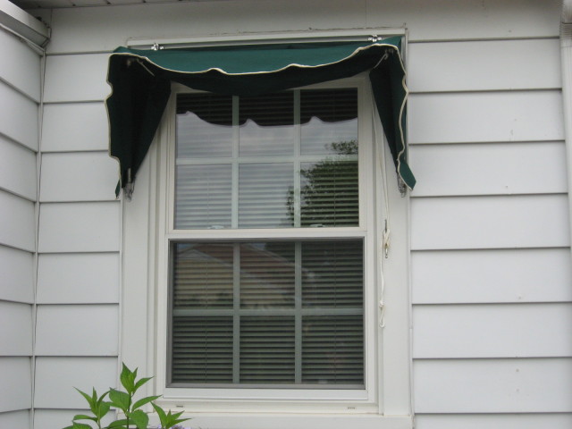 Retracted window traditional window awning